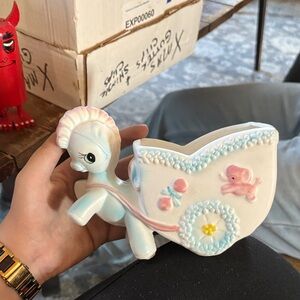 Enesco horse and carriage planter